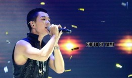 王栎鑫演唱会爆料视频在线观看,独家爆料视频在线观看